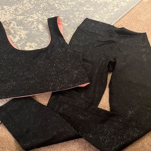 Fabletics Set black sparkle with reversible color bra